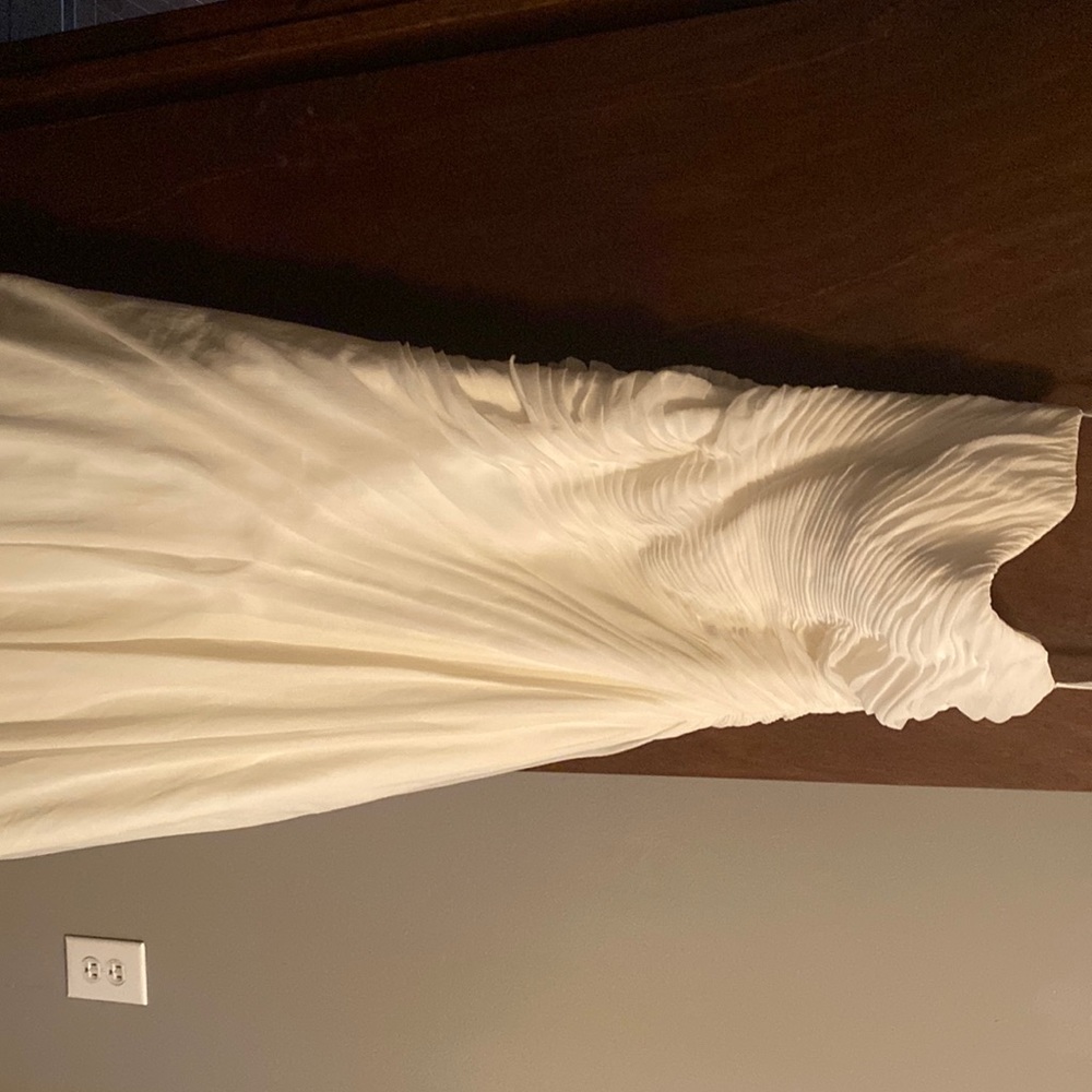 Ivory wedding dress mermaid style with short train